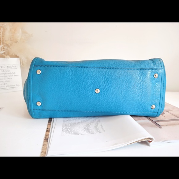 Gucci Turquoise Pebbled Leather Medium Soho Hobo - Picture 5 of 11